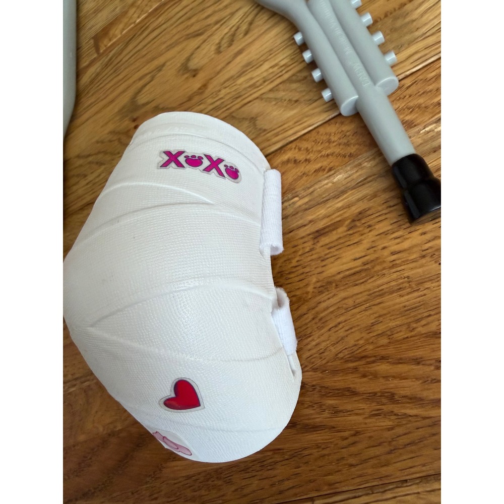 Build a Bear Doll Play Crutches and Bandage Set with Heart and XOXO Graphics - Picture 3 of 5
